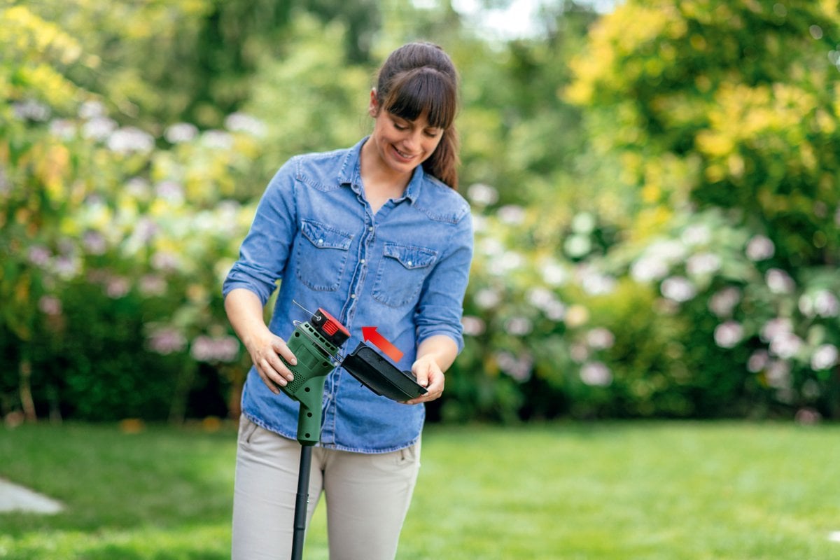 Тример садовий електричний Bosch EasyGrassCut 23 (0.600.8C1.H01)