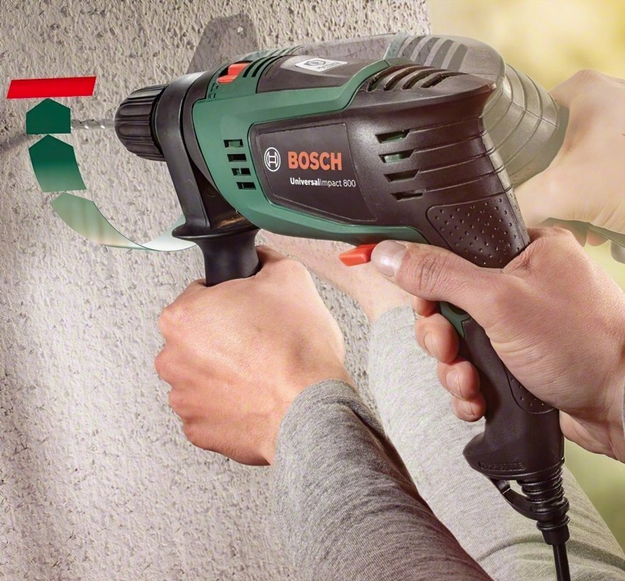 Дрель ударная Bosch UniversalImpact 800, 800Вт, БЗУ, 1.8 кг (0.603.131.120)