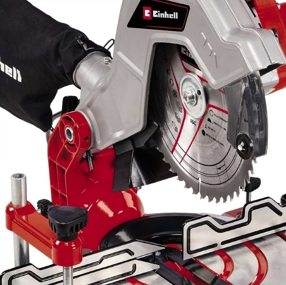 Пила торцовочная Einhell TC-MS 216