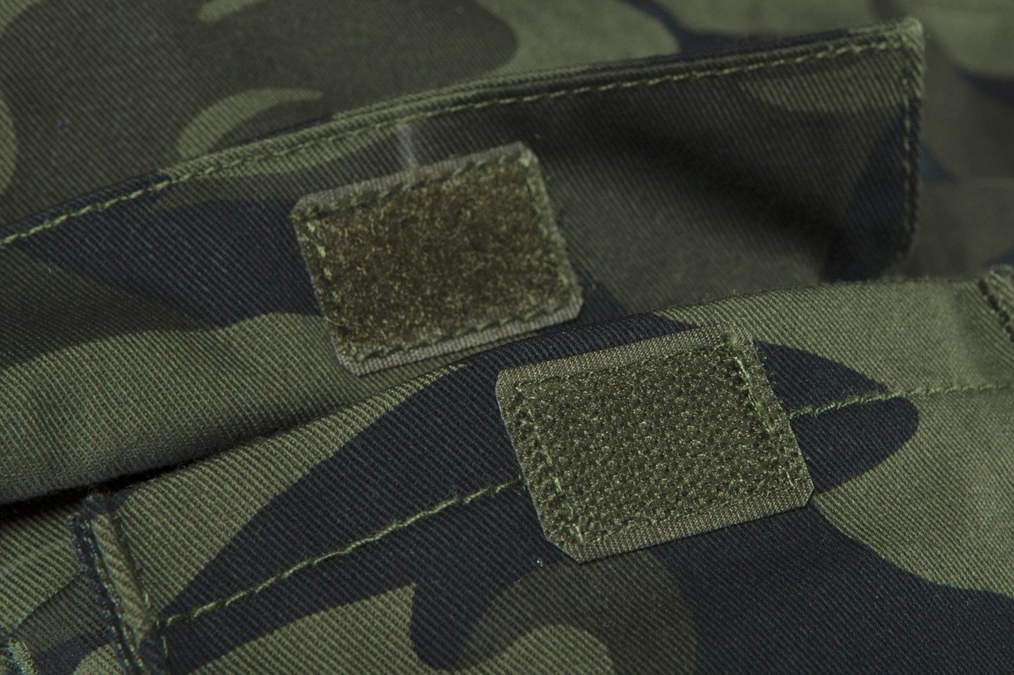 Полукомбинезон рабочий Neo Tools military CAMO, размер L (81-241-L)