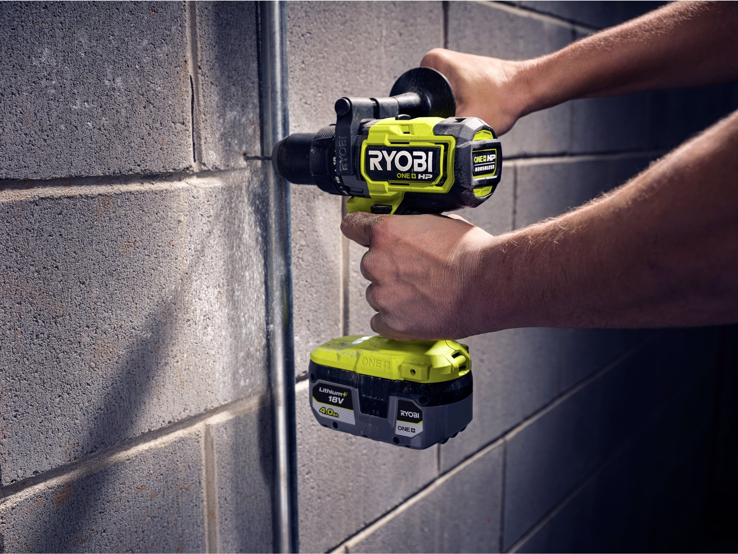 Набір акумуляторів та зарядного пристрою Ryobi RC18120-242X ONE+ 18В (5133005961)