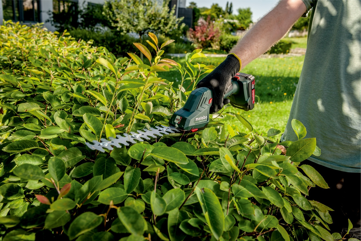 Ножіці для трави акумуляторні Metabo SGS 18 LTX Q, 18В, без АКБ та ЗП (601609850)