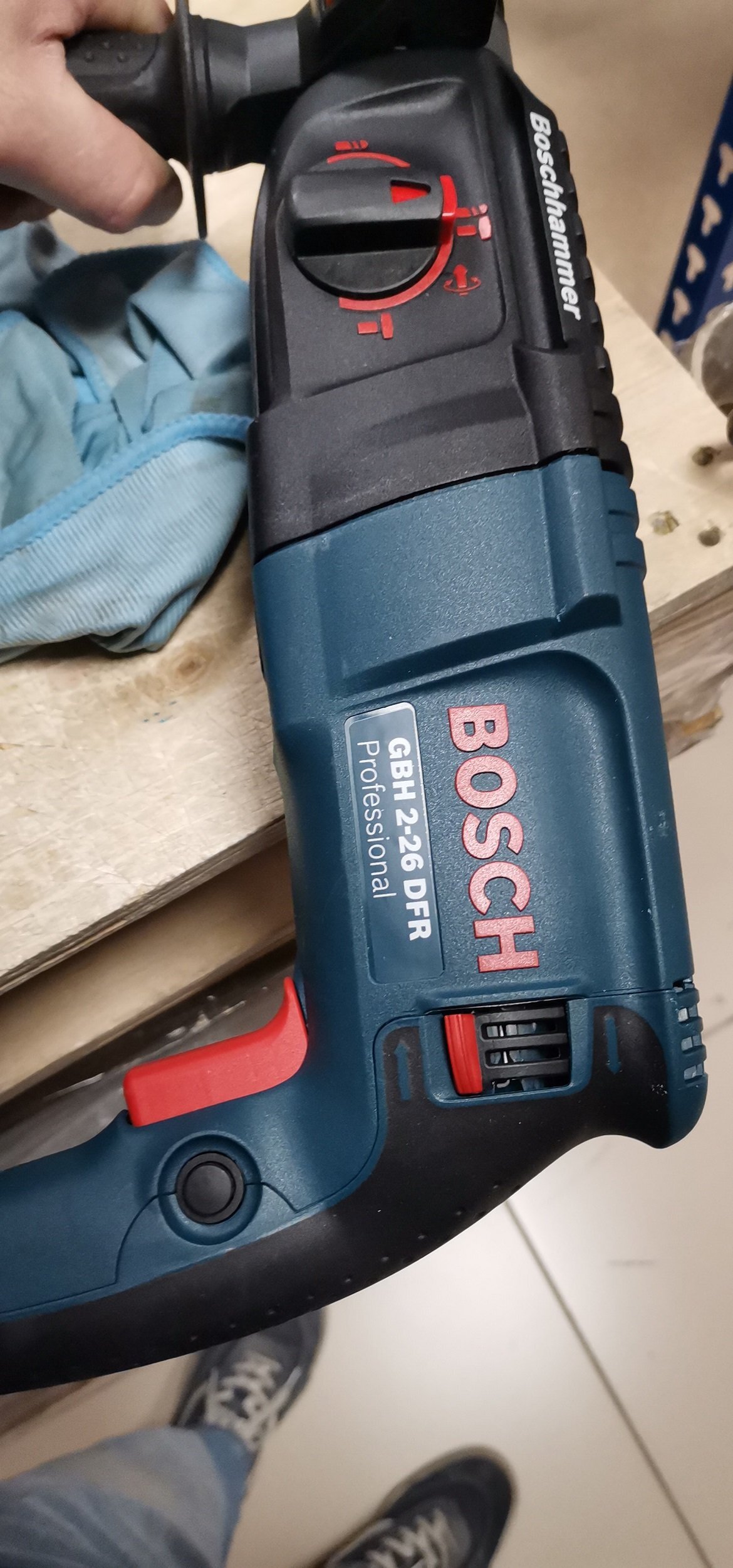 Перфоратор Bosch GBH 2-26 DFR